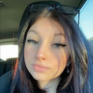 Meet your Posher, Macey